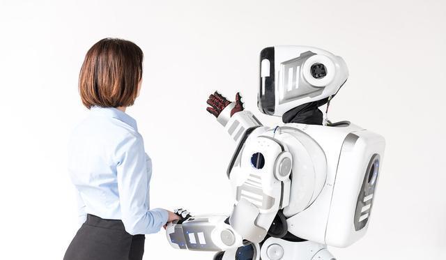 尊龙凯时-人生就是搏!售价10万的日本“妻子”机器人 除了生娃啥都能做! 太天真(图9)